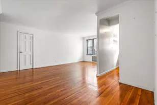 400 W 58th St, New York, NY 10019 - Photo 5