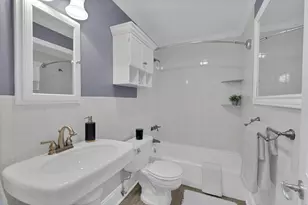 256 W 21st St, New York City, NY 10011 - Photo 7