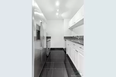 60 W 23rd Street #1018, New York City, NY 10010 - Photo 15