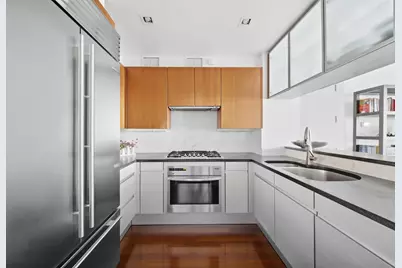 300 E 55th Street #7C, New York, NY 10022 - Photo 3