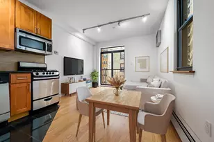 250 W 105th St, New York City, NY 10025 - Photo 3