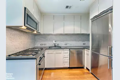 58 Metropolitan Avenue #2G, Brooklyn, NY 11249 - Photo 5