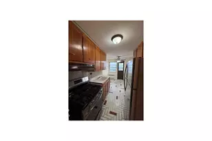 2475 W 16th St, New York City, NY 11214 - Photo 5