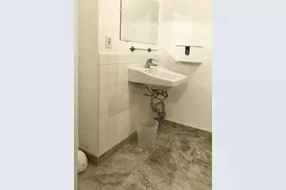 402 W 40th Street, New York City, NY 10018 - Photo 7