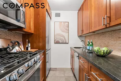 101 W 12th Street #12K, New York City, NY 10011 - Photo 3