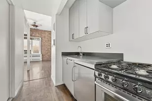 100 W 15th St, New York City, NY 10011 - Photo 3