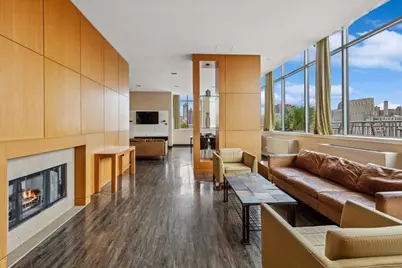 425 Main Street #3N, New York, NY 10044 - Photo 17