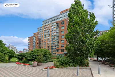425 Main Street #3N, New York, NY 10044 - Photo 15