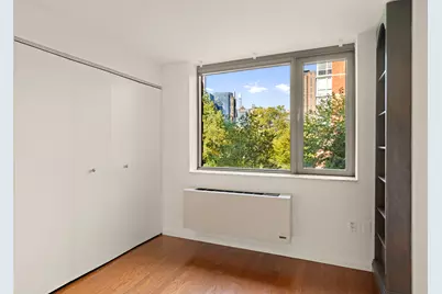 425 Main Street #3N, New York, NY 10044 - Photo 7