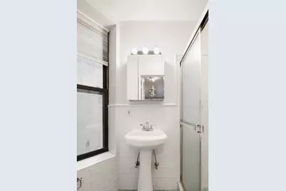 41 Perry Street #2D, New York City, NY 10014 - Photo 9