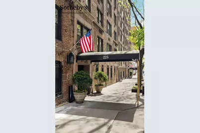 225 E 73rd Street #1E, New York, NY 10021 - Photo 9