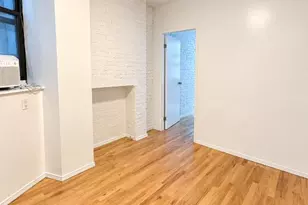 52 MacDougal St, New York, NY 10012 - Photo 3