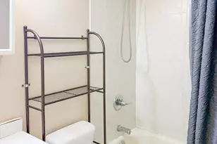 71 Pond St, New York, NY 10309 - Photo 5