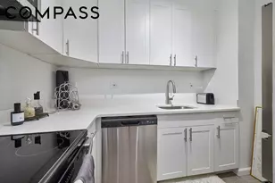 116 E 66th St, New York City, NY 10065 - Photo 3