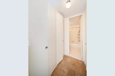 300 E 33rd Street #16G, New York City, NY 10016 - Photo 5