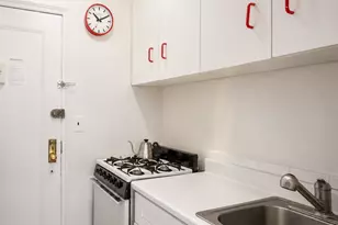 101 W 80th St, New York, NY 10024 - Photo 5