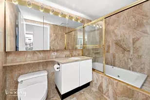 422 E 72nd St, New York, NY 10021 - Photo 11