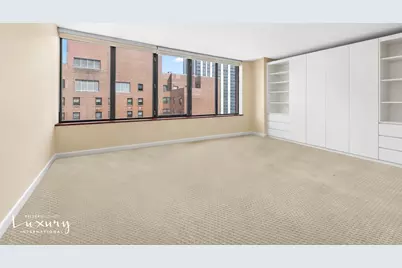 422 E 72nd Street #18B, New York, NY 10021 - Photo 3