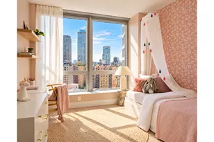 212 W 72nd St, New York, NY 10023 - Photo 7