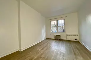 343 W 21st St, New York, NY 10011 - Photo 3