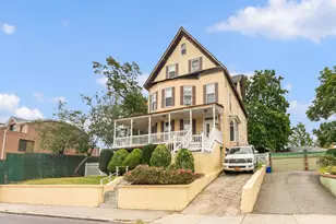 6655 Sedgwick Pl, New York City, NY 11220 - Photo 9