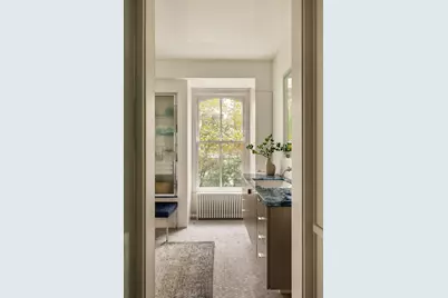 141 E 18th Street, New York, NY 10003 - Photo 11