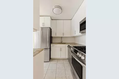309 E 49th Street #9B, New York, NY 10017 - Photo 13