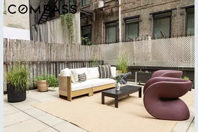 35 E 10th Street #2D, New York, NY 10003 - Photo 3