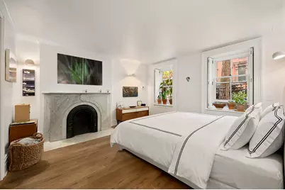 323 E 18th Street, New York, NY 10003 - Photo 23
