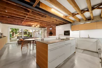 323 E 18th Street, New York, NY 10003 - Photo 5