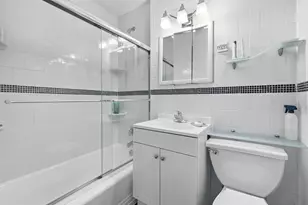 60 Knolls Crescent, Bronx, NY 10463 - Photo 13