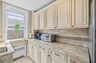 60 Knolls Crescent, Bronx, NY 10463 - Photo 11