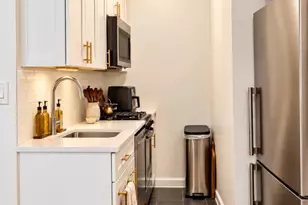 205 W 88th St, New York City, NY 10024 - Photo 3