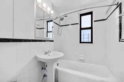 305 W 18th Street #4A, New York, NY 10011 - Photo 5