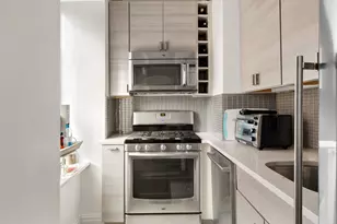 201 W 16th St, New York City, NY 10011 - Photo 7