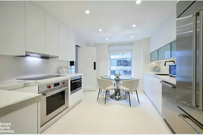 502 Park Avenue #8D, New York, NY 10022 - Photo 3
