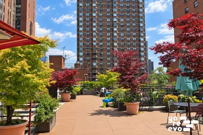 172 E 90th Street #4E, New York, NY 10128 - Photo 15
