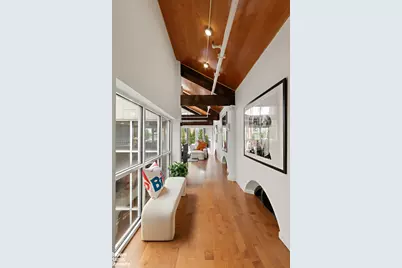 135 W 4th Street #PHE, New York City, NY 10012 - Photo 3