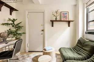 314 W 77th St, New York City, NY 10024 - Photo 9