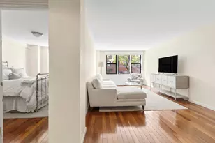 201 E 15th St, New York, NY 10003 - Photo 3