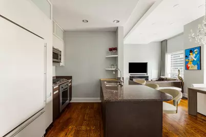 250 E 49th Street #22BA, New York, NY 10017 - Photo 3