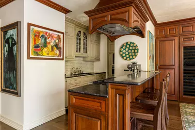 200 E 69th Street #4LM, New York City, NY 10021 - Photo 3