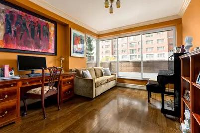 200 E 69th Street #4LM, New York City, NY 10021 - Photo 9