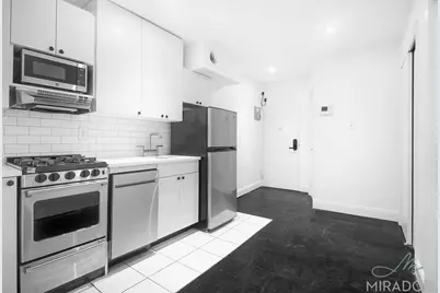 255 W 14th Street #2E, New York, NY 10011 - Photo 5