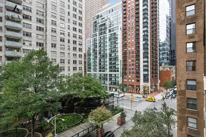 305 E 40th Street #6N, New York City, NY 10017 - Photo 7