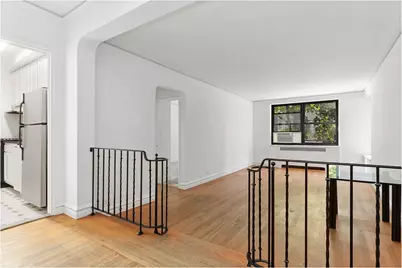 222 E 35th Street #2F, New York, NY 10016 - Photo 5