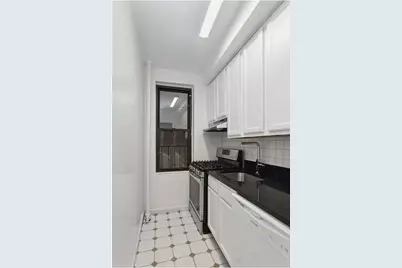 222 E 35th Street #2F, New York, NY 10016 - Photo 3