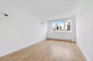 61 Jane St, New York, NY 10014 - Photo 15
