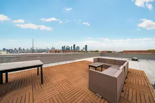 50-15 39th St, New York City, NY 11104 - Photo 15
