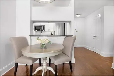 300 E 64th Street #6E, New York, NY 10021 - Photo 3